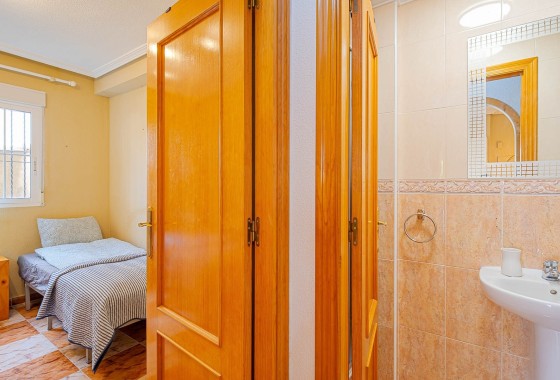 Herverkoop - Halfvrijstaande villa -
Orihuela Costa - Lomas de Cabo Roig