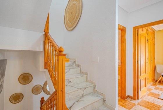 Herverkoop - Halfvrijstaande villa -
Orihuela Costa - Lomas de Cabo Roig