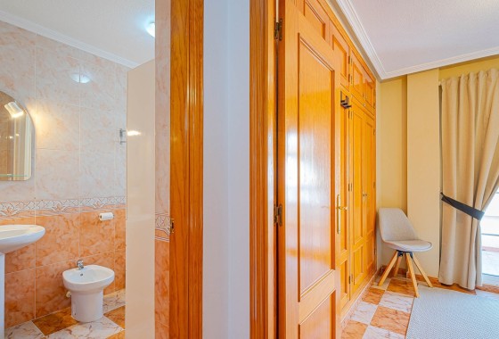 Herverkoop - Halfvrijstaande villa -
Orihuela Costa - Lomas de Cabo Roig