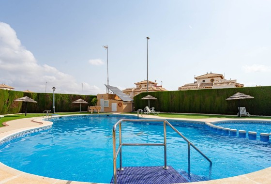 Herverkoop - Halfvrijstaande villa -
Orihuela Costa - Lomas de Cabo Roig
