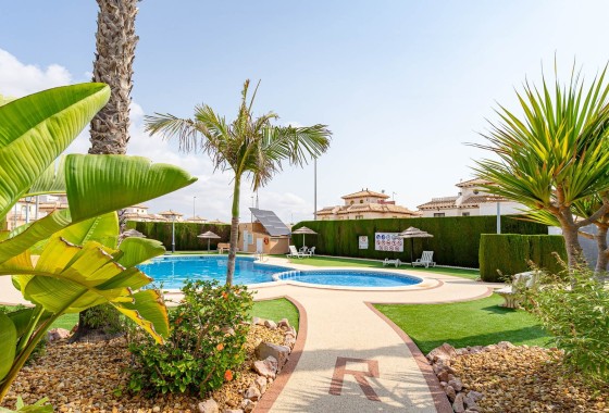 Herverkoop - Halfvrijstaande villa -
Orihuela Costa - Lomas de Cabo Roig