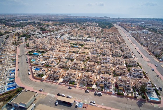 Herverkoop - Halfvrijstaande villa -
Orihuela Costa - Lomas de Cabo Roig