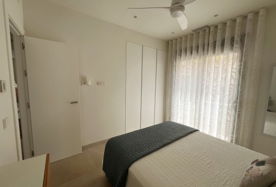 Herverkoop - Vrijstaande villa -
Los Montesinos - La Herrada