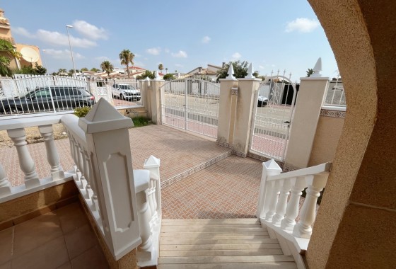 Herverkoop - Vrijstaande villa -
Ciudad Quesada - Rojales - Ciudad Quesada