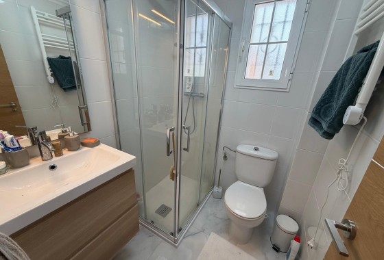 Herverkoop - Appartement / Flat -
Torrevieja - Zona Los Frutales