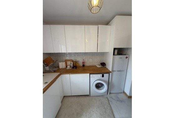 Herverkoop - Appartement / Flat -
Torrevieja - Zona Los Frutales
