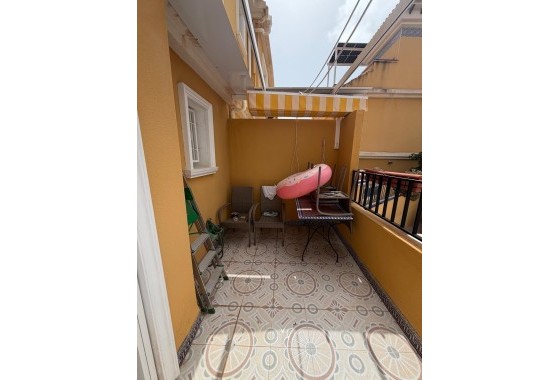 Herverkoop - Appartement / Flat -
Torrevieja - Zona Los Frutales