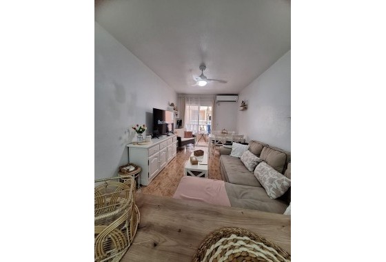 Wiederverkauf - Wohnung / Apartment -
Torrevieja - Playa del Cura