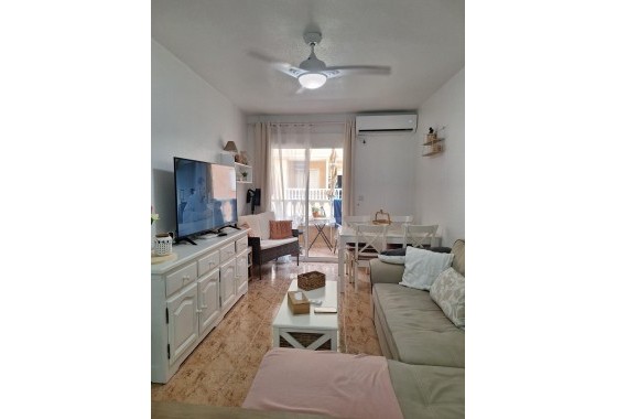 Wiederverkauf - Wohnung / Apartment -
Torrevieja - Playa del Cura