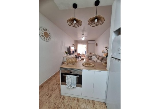 Wiederverkauf - Wohnung / Apartment -
Torrevieja - Playa del Cura