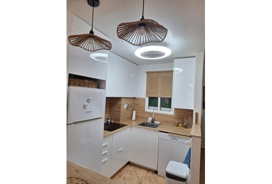 Wiederverkauf - Wohnung / Apartment -
Torrevieja - Playa del Cura