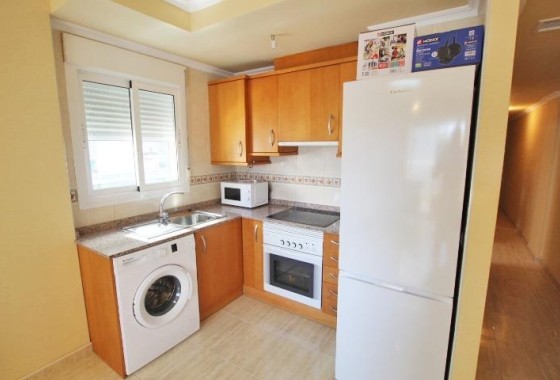 Venta - Apartamento / Piso -
Guardamar del Segura - puerto deportivo
