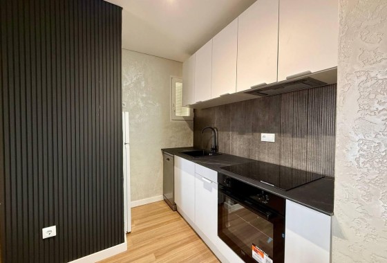 Wiederverkauf - Wohnung / Apartment -
Torrevieja - Acequion