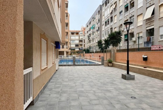 Wiederverkauf - Wohnung / Apartment -
Torrevieja - Acequion