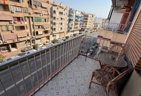 Wiederverkauf - Wohnung / Apartment -
Torrevieja - Acequion