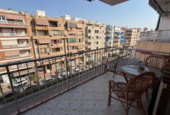 Wiederverkauf - Wohnung / Apartment -
Torrevieja - Acequion