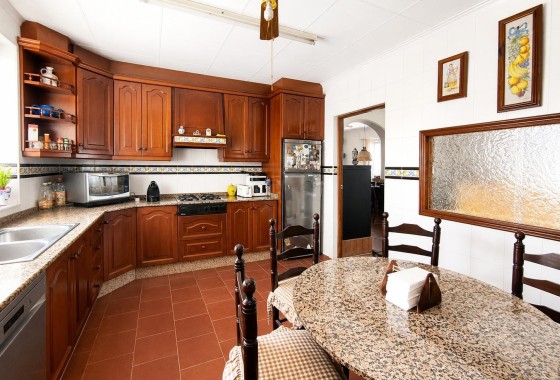 Revente - Villa Individuelle -
Villena