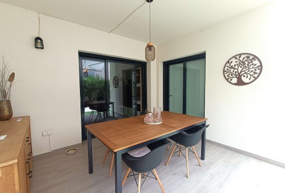 Wiederverkauf - Wohnung / Apartment -
San Miguel de Salinas - Las Comunicaciones