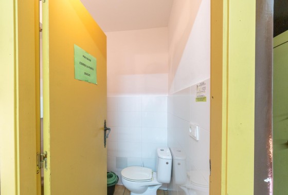 Resale - Commercial -
Torrevieja - Paseo maritimo