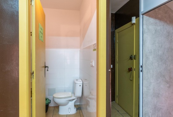Resale - Commercial -
Torrevieja - Paseo maritimo