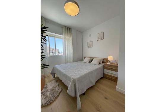 Herverkoop - Appartement / Flat -
Torrevieja - Torreblanca