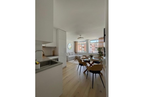 Herverkoop - Appartement / Flat -
Torrevieja - Torreblanca