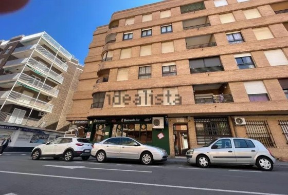 Sprzedaż - Apartament / Mieszkanie -
Torrevieja - Playa del Cura