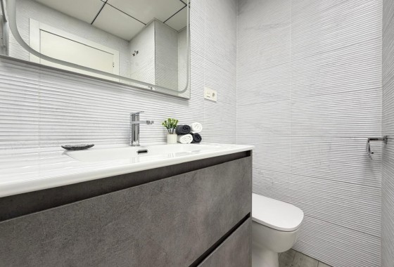 Venta - Apartamento / Piso -
Torrevieja - Playa del Cura