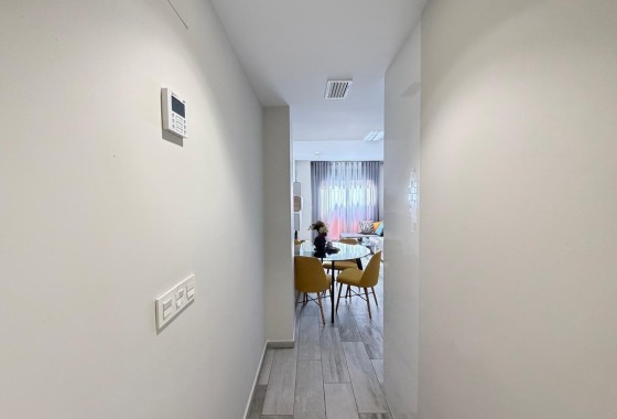 Venta - Apartamento / Piso -
Torrevieja - Playa del Cura