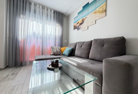 Venta - Apartamento / Piso -
Torrevieja - Playa del Cura