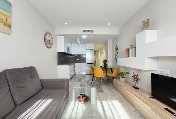 Venta - Apartamento / Piso -
Torrevieja - Playa del Cura