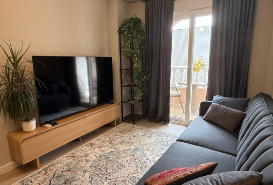 Sprzedaż - Apartament / Mieszkanie -
Torrevieja - Playa del Cura