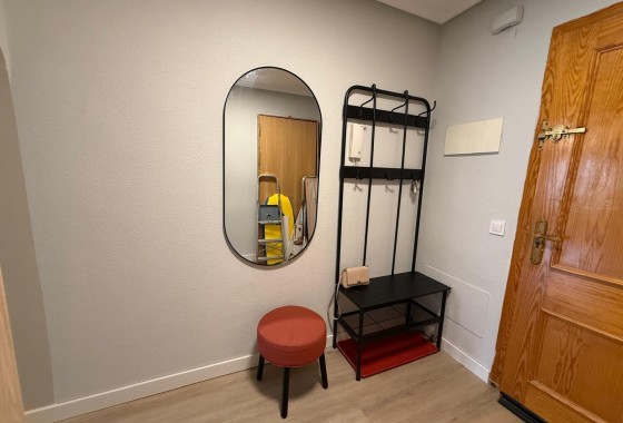 Sprzedaż - Apartament / Mieszkanie -
Torrevieja - Playa del Cura