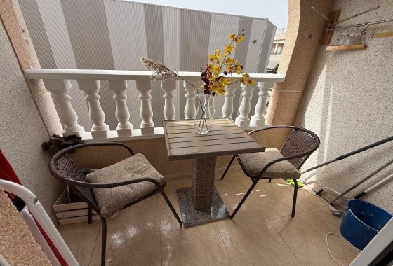 Sprzedaż - Apartament / Mieszkanie -
Torrevieja - Playa del Cura