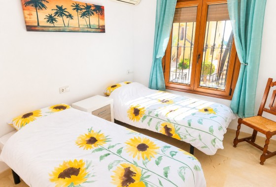Resale - Townhouse -
Algorfa - La Finca Golf Resort