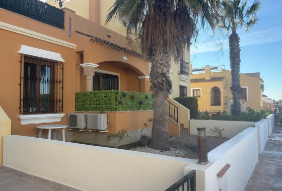 Resale - Townhouse -
Algorfa - La Finca Golf Resort