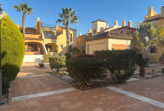 Resale - Townhouse -
Algorfa - La Finca Golf Resort