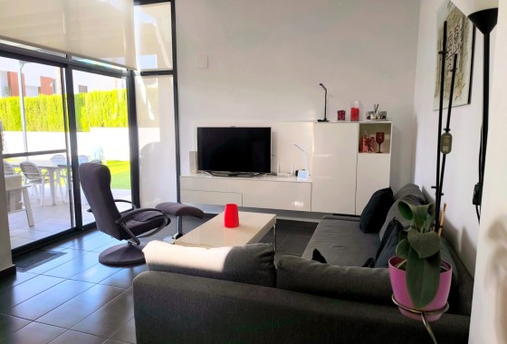 Revente - Villa mitoyenne -
Algorfa