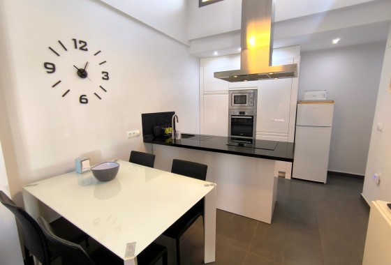Revente - Villa mitoyenne -
Algorfa
