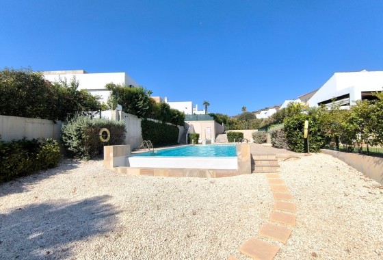 Revente - Villa mitoyenne -
Algorfa