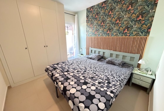 Herverkoop - Appartement / Flat -
Orihuela - Playa Flamenca