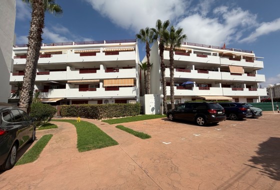 Herverkoop - Appartement / Flat -
Orihuela - Playa Flamenca