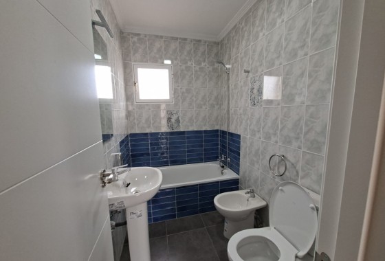 Resale - Apartment / Flat -
Playa Flamenca - Res. San Antonio