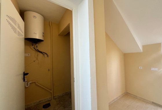 Resale - Apartment / Flat -
Playa Flamenca - Res. San Antonio