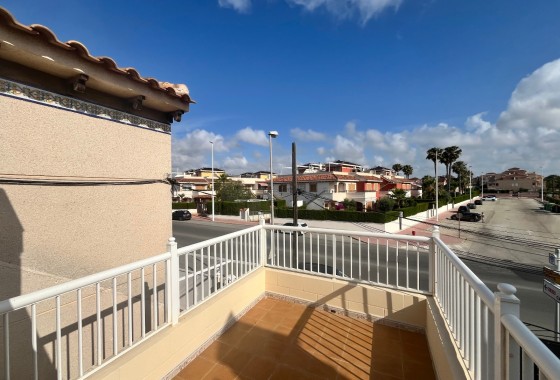 Resale - Apartment / Flat -
Playa Flamenca - Res. San Antonio