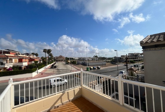 Resale - Apartment / Flat -
Playa Flamenca - Res. San Antonio