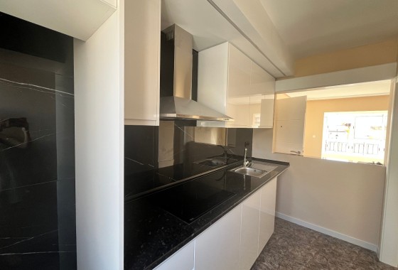 Resale - Apartment / Flat -
Playa Flamenca - Res. San Antonio