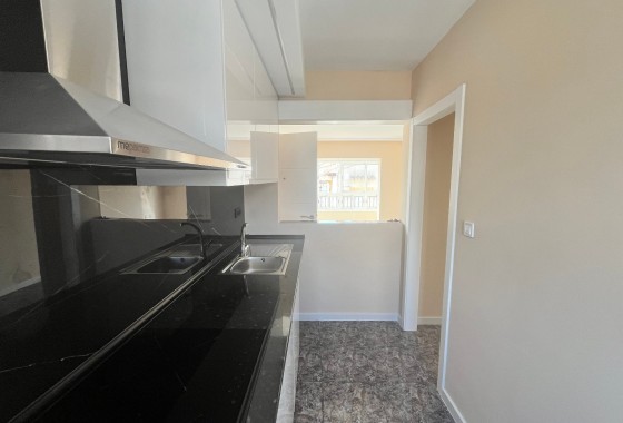 Resale - Apartment / Flat -
Playa Flamenca - Res. San Antonio