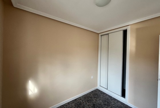 Resale - Apartment / Flat -
Playa Flamenca - Res. San Antonio