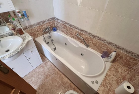 Herverkoop - Vrijstaande Villa -
Torrevieja - Aguas Nuevas